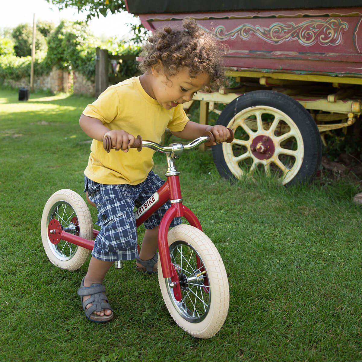 Trybike 2-in-1 Balance Bike / Tricycle in Classic Red by Co&Co