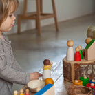 2 Nins Adults in Dark Wood by Grapat